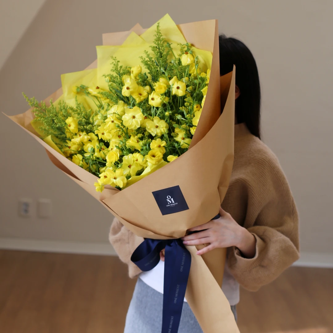 대형꽃다발 (버터플라이 라넌큘러스) | 원모먼트